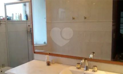 Casa com 4 quartos à venda na Rua Massaim, --, Saúde, São Paulo