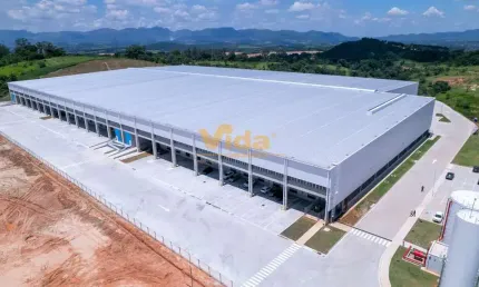 Barracão / Galpão / Depósito para alugar no Distrito Industrial, Três Corações 
