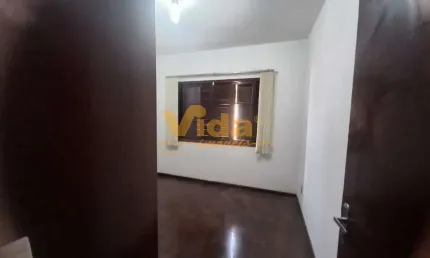 Casa com 3 quartos para alugar na Vila Osasco, Osasco 