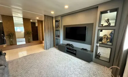 Casa com 3 quartos à venda na Vila Nova, Joinville , 243 m2 por R$ 1.350.000