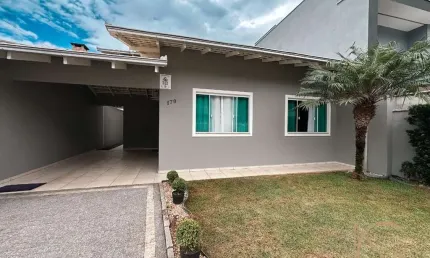 Casa com 2 quartos à venda no Petrópolis, Joinville 