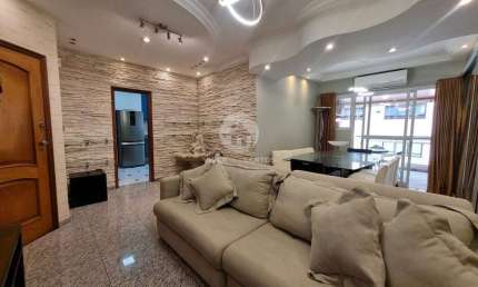 Excelente oportunidade de venda no Bairro Boqueirão com apenas 3 quadras da praia!
