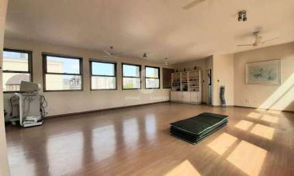 VENDO SALA COMERCIAL/EXCELENTE LOCALIZAÇÃO/PRÓXIMO A FRANCISCO GLICÉRIO/VLT/R$450 MIL.