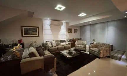 Excelente cobertura no coração do Embaré – 274m² de puro conforto e sofisticação!