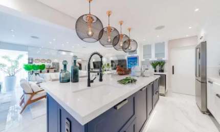Apartamento luxuoso com 3 Quartos à venda na Vila Rica em Santos