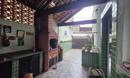 Casa à venda, 3 quartos, 1 suíte, 1 vaga, Marapé - Santos/SP
