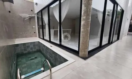Casa com 3 quartos à venda no Marapé, Santos 