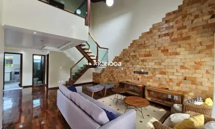 Casa de Condomínio com 4 Quartos e 3 banheiros à Venda, 174 m²