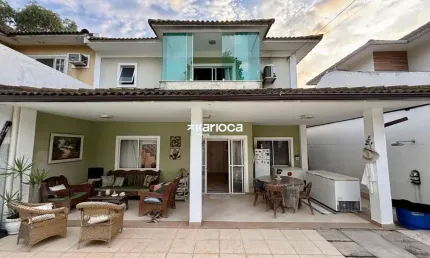 Casa com 4 quartos para alugar na Rua João Marques Cadengo, 370, Vargem Pequena, Rio de Janeiro