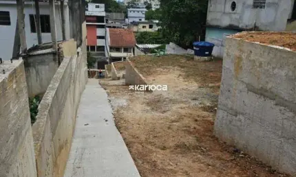 Oportunidade Única para Investidores e Construtores na Freguesia!
