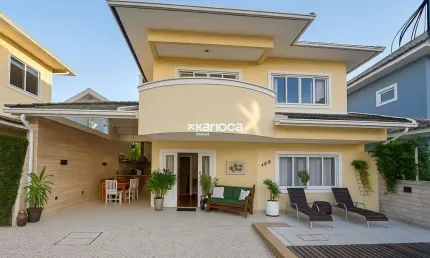 Casa 4 quartos (2 suites) de 162m2 com piscina - ACEITO PERMUTA, FINANCIAMENTO/FGTS
