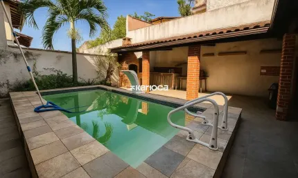 Casa duplex no condomínio gramado – 5 quartos | lazer privativo e segurança 24h!