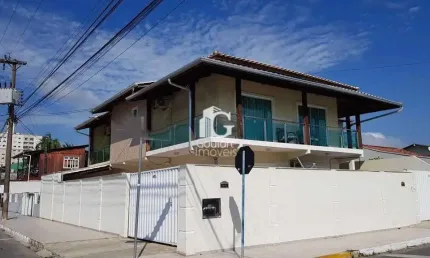 Casa com 5 quartos à venda no São Vicente, Itajaí 
