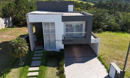 Casa no condomínio Reserva Santa Anna - Avalia permuta por apartamento em Barueri