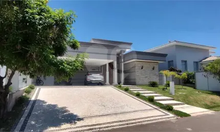 Casa  à venda ou para alugar com 4 quartos, sendo 4 suítes,  no condomínio Parque Xapada Ytu, Itu - SP