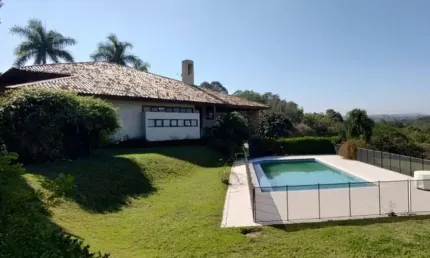 Casa à venda com 3 quartos, sendo 3 suítes, no condomínio Terras de São José i, Itu - SP