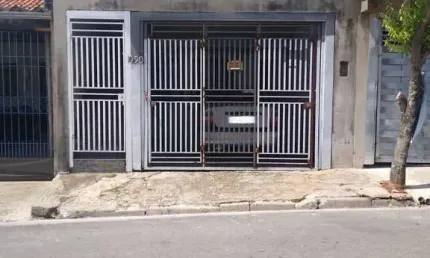 Casa à venda com 2 quartos,  em Progresso, Itu - SP