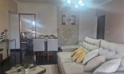 Casa à venda com 4 quartos, sendo 1 suíte,  em Jardim Planalto, Salto - SP