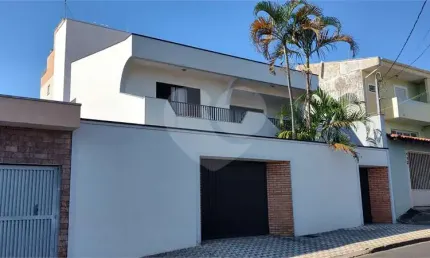 Casa à venda com 4 quartos, sendo 1 suíte,  em Jardim da Cidade ii, Salto - SP