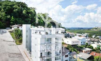 Apartamento de 03 Dormitórios no Bairro Aparecida em Flores da Cunha