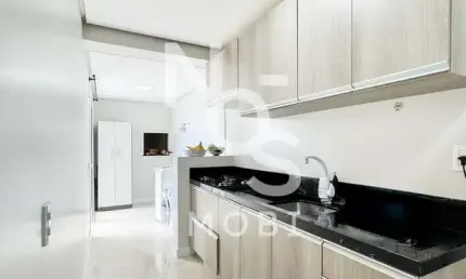 Apartamento de 02 Dormitórios sendo 01 Suíte no Bairro Centro em  Flores da Cunha