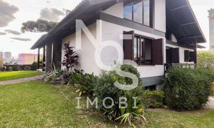 Casa à Venda no Bairro Bela Vista em Caxias do Sul - RS