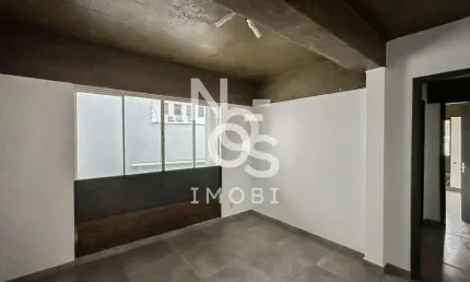 Sala Comercial com divisória 36m  - Localizada no Centro