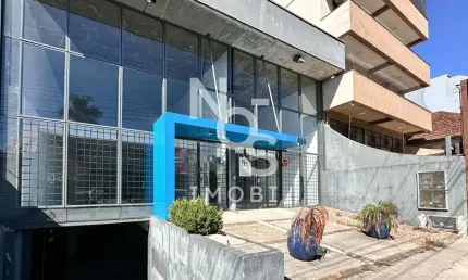 Sala Comercial com Mezanino com  6 vagas de garagem - São Pelegrino
