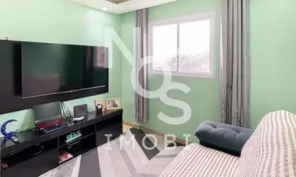 Apartamento de 02 dormitórios localizado no bairro rio branco
