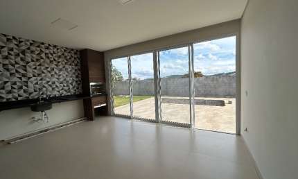 Linda casa a venda em condomínio fechado 510m2 3 suítes Ribeirão dos Porcos Atibaia SP