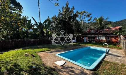 Casa à Venda, Mar Verde II, 3 Dormitórios sendo 1 suíte, churrasqueira e piscina Caraguatatuba, SP.