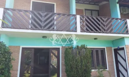 Sobrado à venda, com 3 dormitórios e 3 banheiros na Martim de Sá, Caraguatatuba, SP