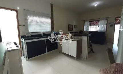 Linda casa  Porto Novo 400 metros da praia, Caraguatatuba, SP