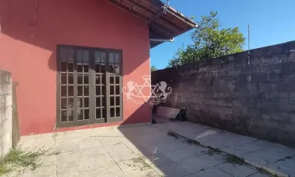 Duas Casas geminadas à venda, a poucos passos da praia do Aruan, Caraguatatuba, SP