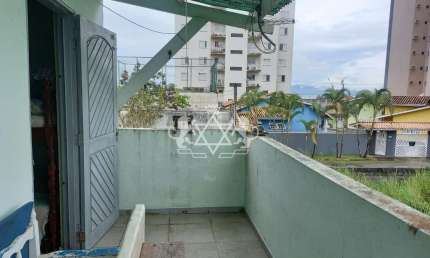 Casa à Venda a Apenas 1 Quadra da Praia no Bairro Poiares, Caraguatatuba SP
