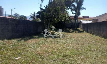 Terreno de 500m² à venda, a 200m da praia, Jardim Britânia, Caraguatatuba, SP