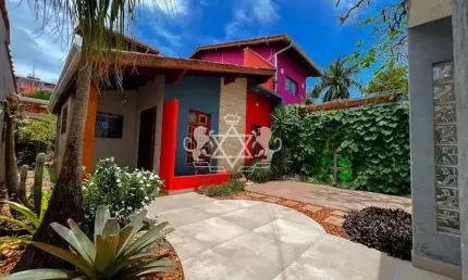 Casa Venda com Piscina e só 100mts da Praia do Indaiá, Caraguatatuba, SP