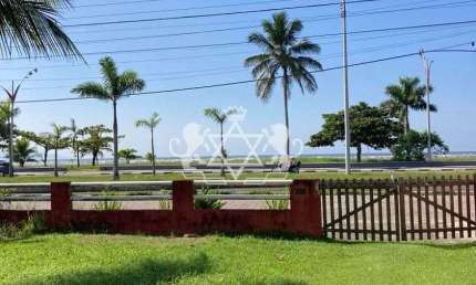 Terreno com edícula, frente mar, à venda, Praia das Palmeiras, Caraguatatuba, SP