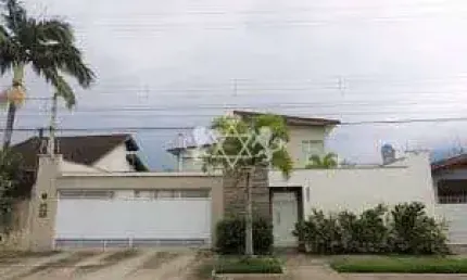 Maravilhosa Casa à venda no Jardim Aruan, na cidade de Caraguatatuba, Litoral Norte do Estado de Sã