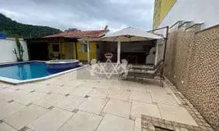 Casa com 4 quartos à venda no Sumaré, Caraguatatuba 