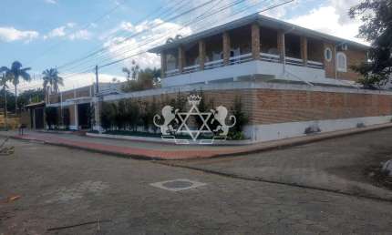 Maravilhoso Sobrado à venda na Praia do Indaiá, Bairro Indaiá, na Caraguatatuba, Litoral Norte do E