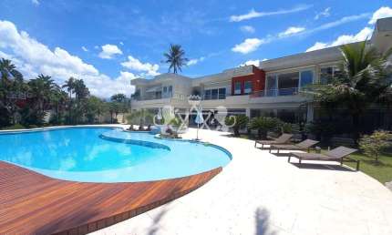 Luxuosa casa à venda e para locação, Frente Mar com 9 Suítes, no Condomínio Costa Verde Tabatinga,