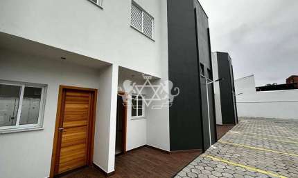Casa em condomínio à venda, Rio do Ouro, Caraguatatuba, SP
