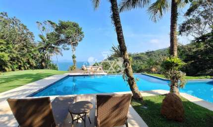 Casa á  venda, com vista exuberante para o mar, piscina, em condomínio, na Prainha Brava da Dura, e
