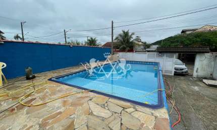 Casa à venda, Jardim do Sol, Caraguatatuba, SP a 500 metros da Praia Massaguacu.