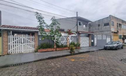 Casa mais Edicula  para venda,  4 Dormitórios área de lazer com piscina no Bairro Porto Novo, Carag