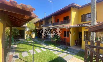 Sobrado  à Venda na Prainha, Loteamento Balneário Camburi / Caraguatatuba, SP