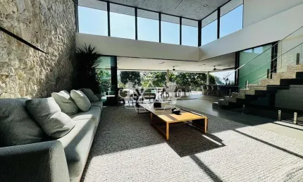 Casa em condomínio fechado com 5 quartos à venda em Toninhas, Ubatuba 