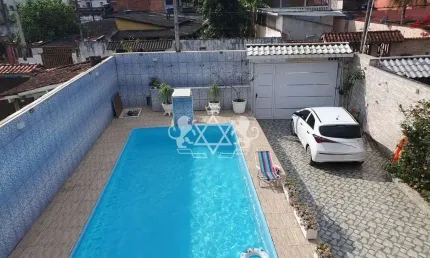 Sobrado à venda, Vila Portal das Flores, Caraguatatuba, SP