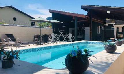 Casa com 5 quartos à venda no Jardim Casa Branca, Caraguatatuba 